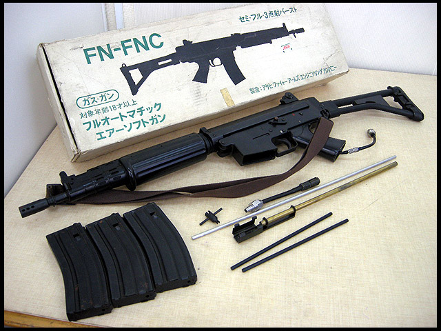 中古のアサヒファイヤーアームズ/FN-FNC フルオートエアーソフトガン